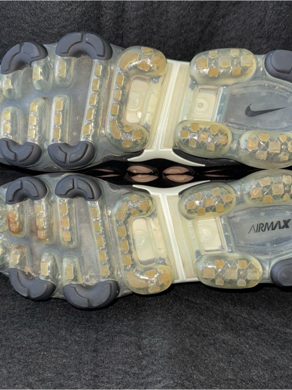 Nike Air VaporMax Plus Tan Black Sneakers Mens Size 10.5 - Picture 11 of 11